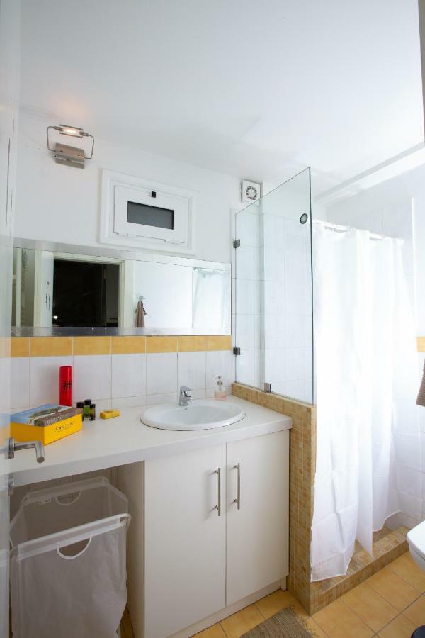 Katia'S Pepper Tree Apartment Heraklion  Exterior photo