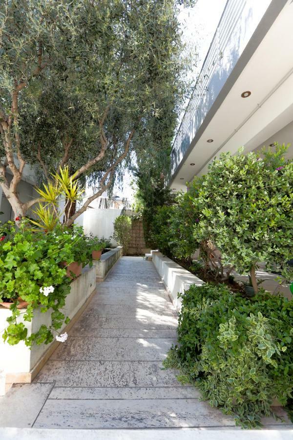 Katia'S Pepper Tree Apartment Heraklion  Exterior photo